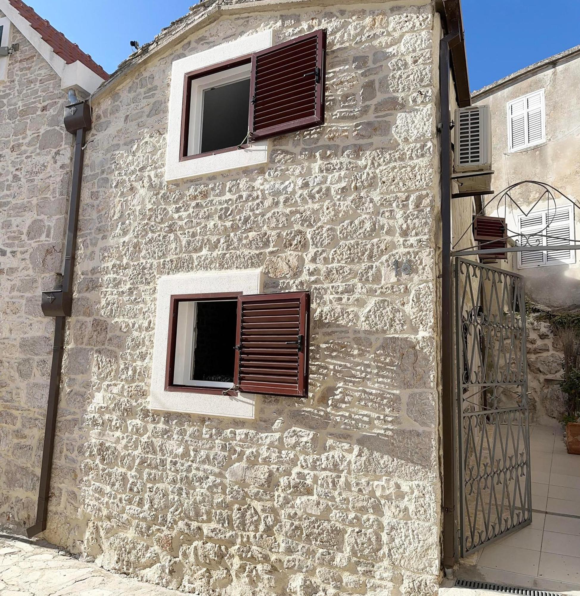 فيلا Secret House Andrea Primošten المظهر الخارجي الصورة